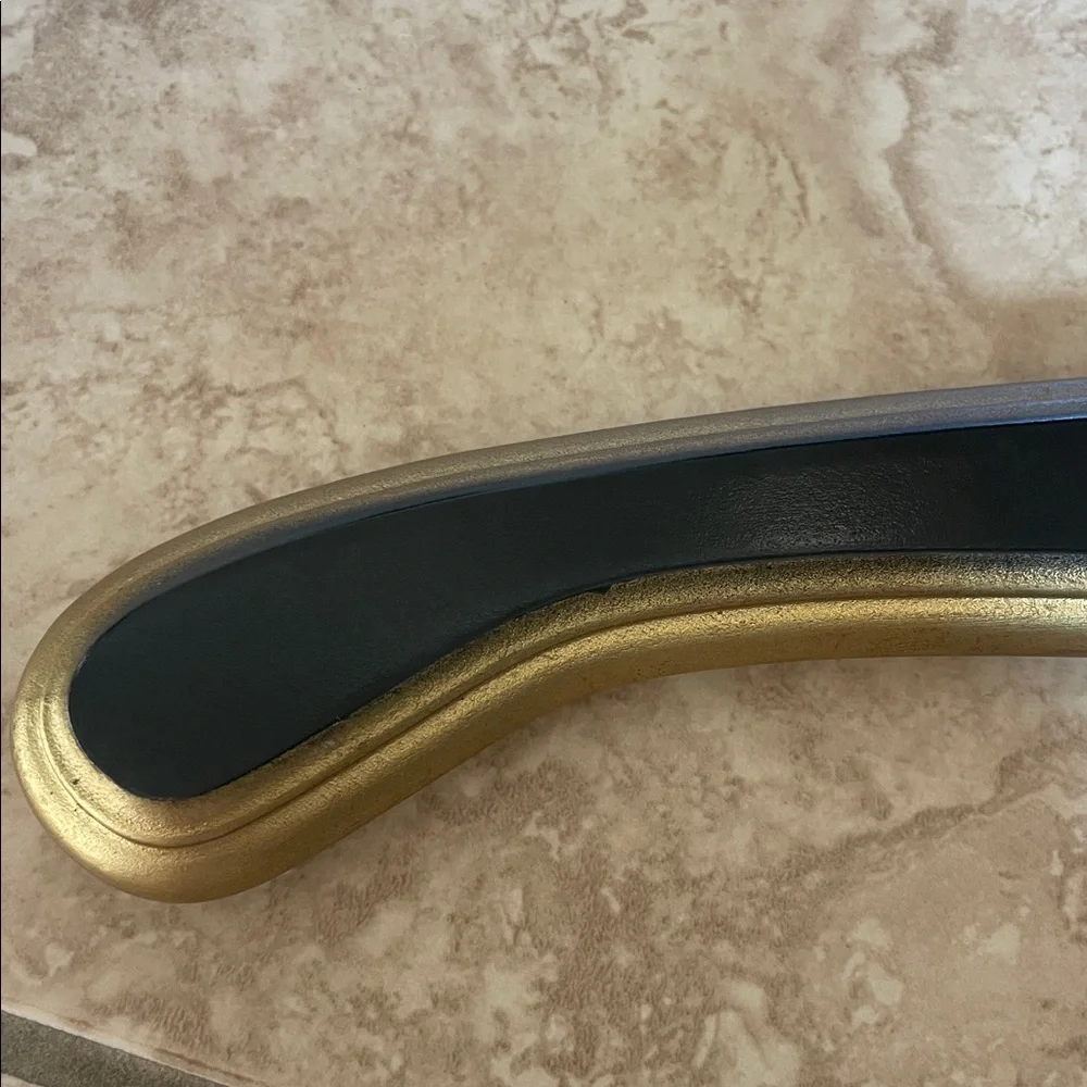 Vintage Yugoslavia Cameo hanger in black and gold